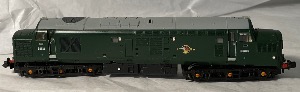 371-453 Graham Farish Class 37 Diesel D6826 BR Green