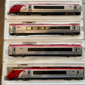 32-601 Class 220 Virgin Voyager - DCC Fitted