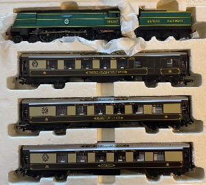 R2279M The Thanet Belle Train Pack - DCC fitted