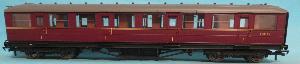 R4567 BR ex LNER 61ft 6in Corridor 1st Class E11019E