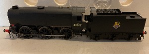 R2355A Class Q1 BR  Locomotive 33017 DCC Ready