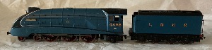31-952 A4 4468 Mallard LNER Garter Blue