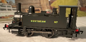 Dapol B4 0-4-0T Wartime Black 87- DCC Fitted